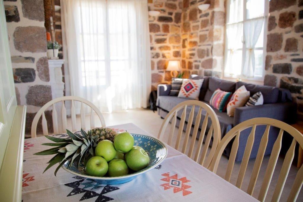 Lithos Poros Villa