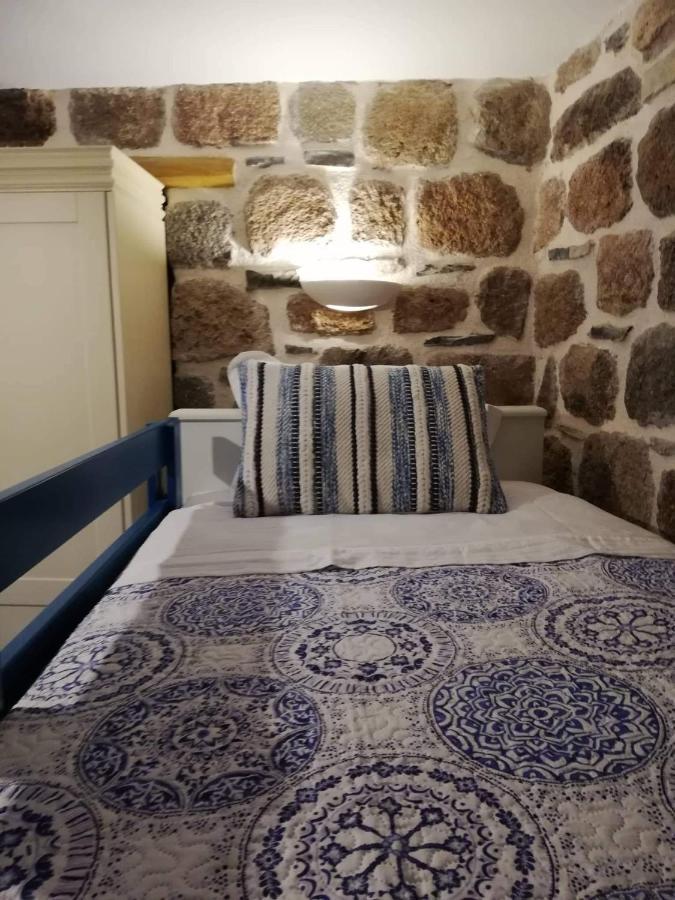 Lithos Poros Villa *